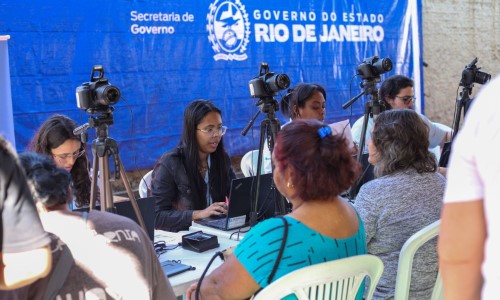 VR: Conexão Mega Cidadania leva serviços gratuitos e inclusão social ao bairro Retiro